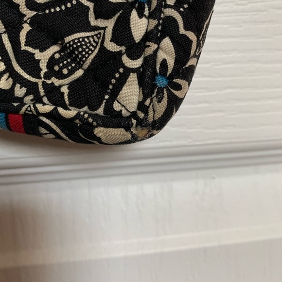 Vera Bradley Wristlet - Picture 10 of 10